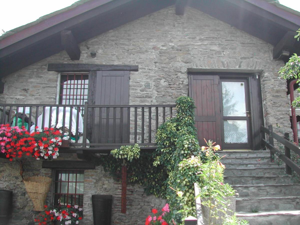 Casa Mimosa Villa Gressan Exterior photo